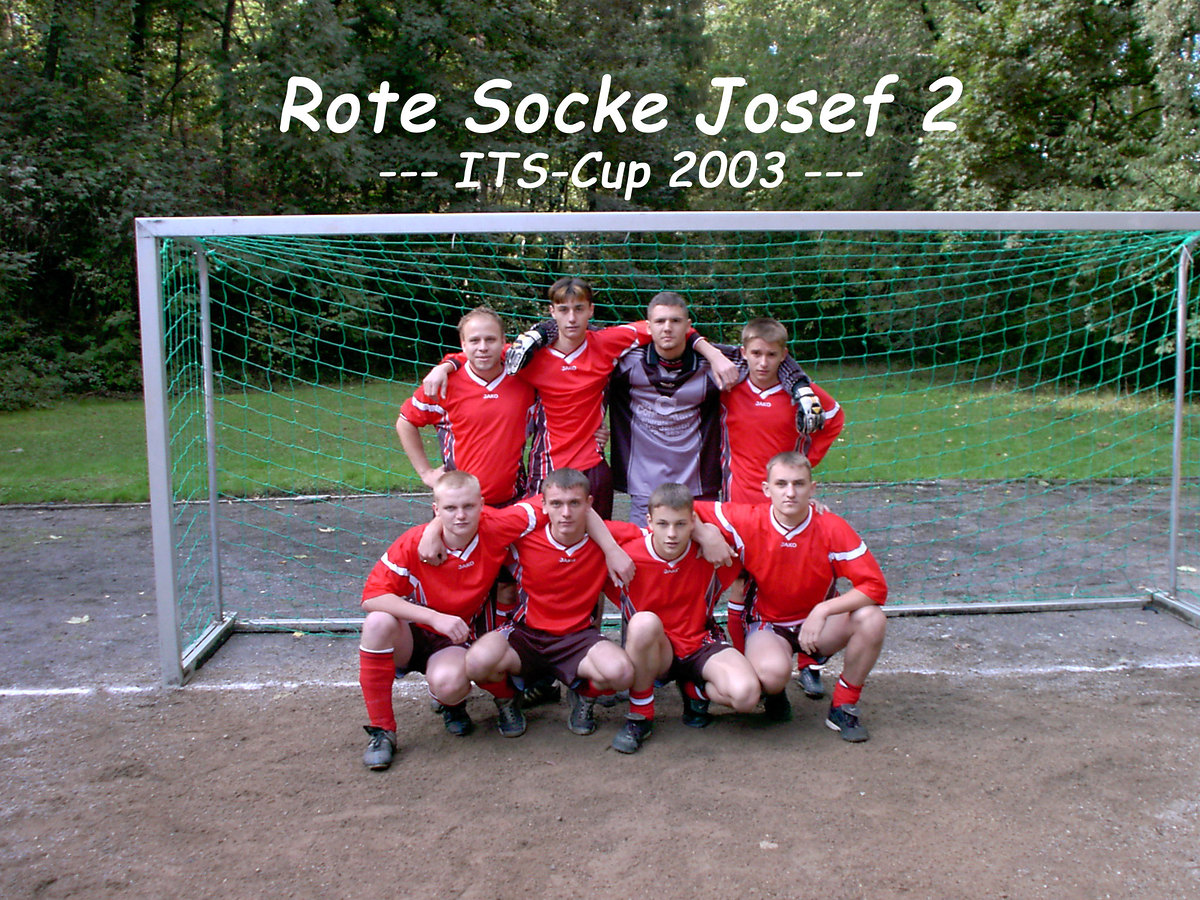 Its cup 2003   teamfotos   rote socke josef 2 retina