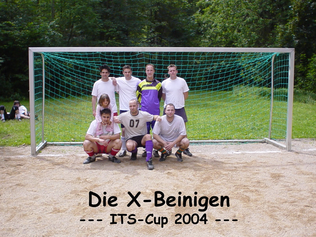 Its cup 2004   teamfotos   die x beinigen retina